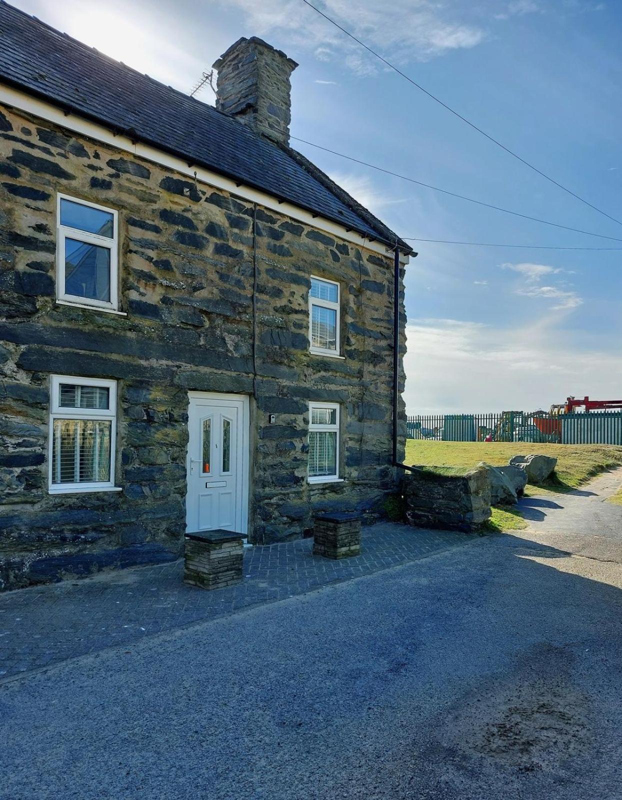 Craig View Fishermans Nr Harbour And *